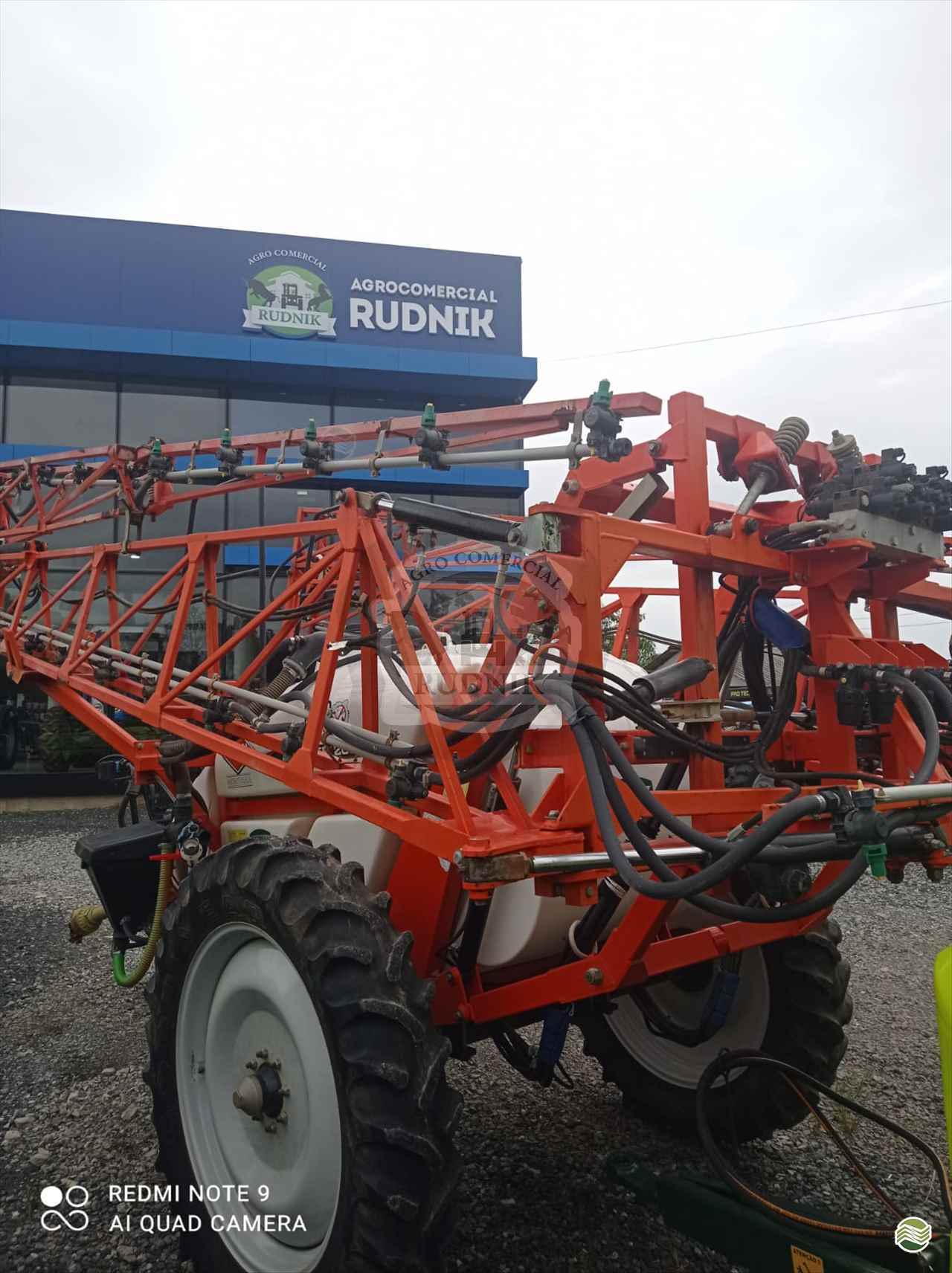 PULVERIZADOR KUHN RANGER 2000 Arrasto Agrocomercial Rudnik - Landini ITAIOPOLIS SANTA CATARINA SC